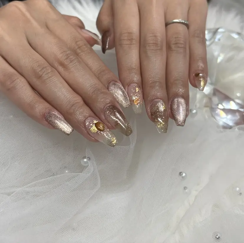 ANELA ANNAの掲載