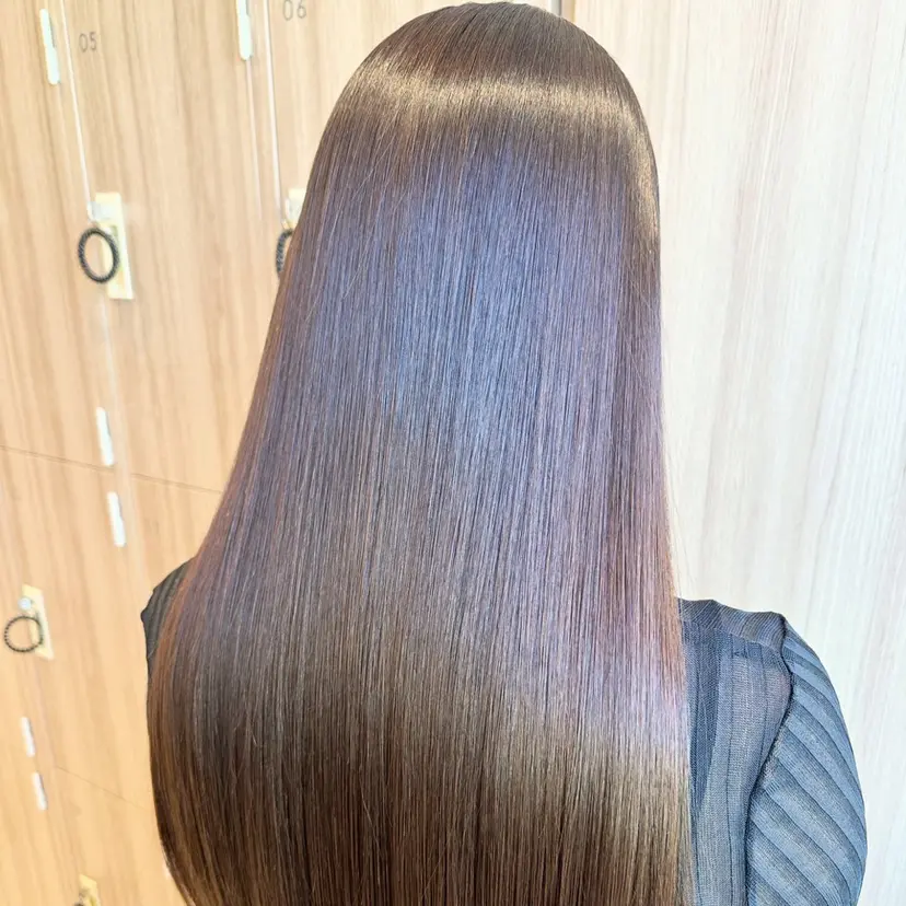 美髪縮毛矯正 穴見太伍の掲載