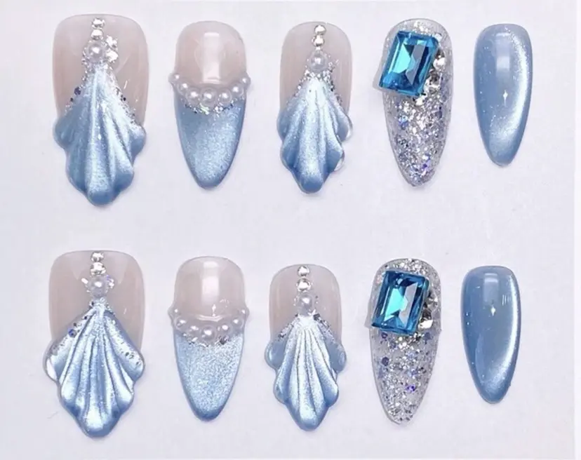 FuFu.Nail 2️⃣番の掲載