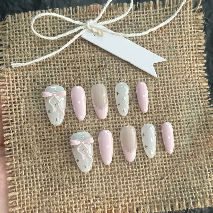 FuFu.Nail 2️⃣番の掲載