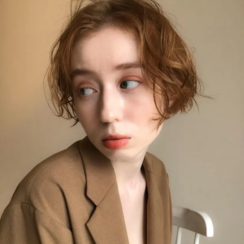 AKI HASHIMOTOの掲載