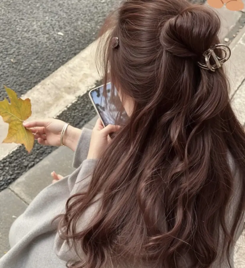 ayaka ダブルカラーの掲載