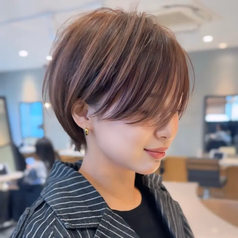 けいし🐬ボブ ショート艶髪カラー✨の掲載