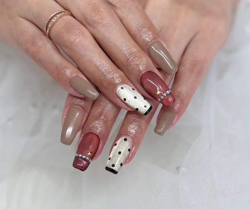 ネイルサロン ANELAの掲載