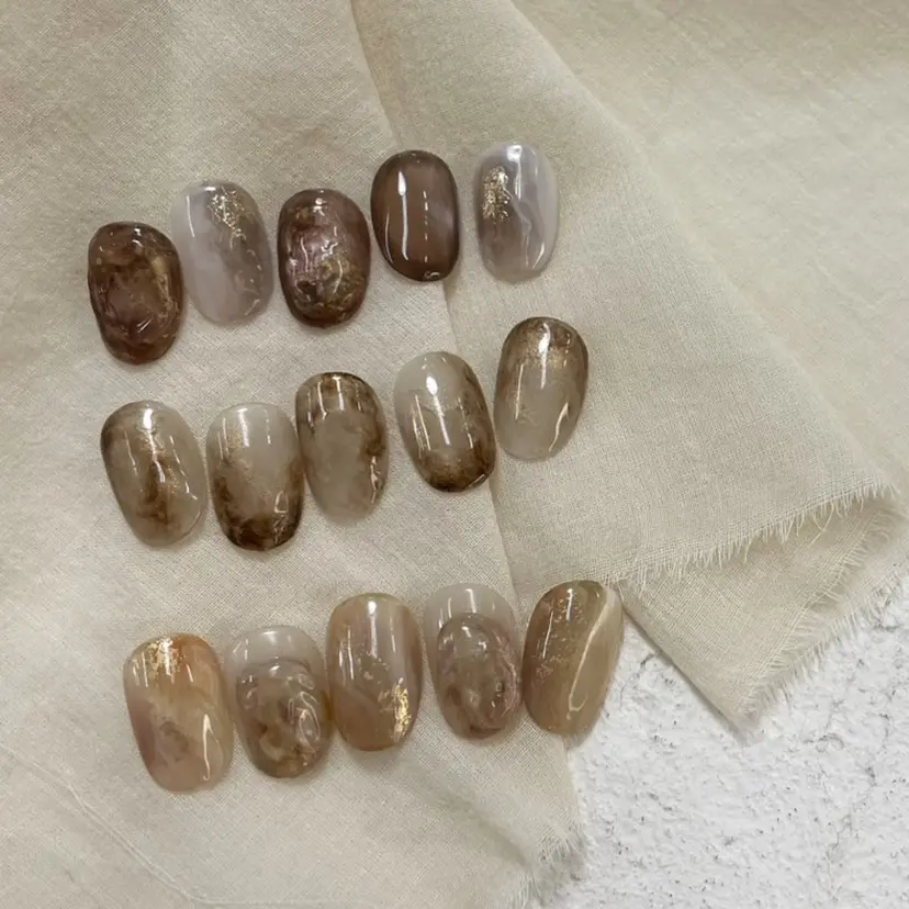 nuás ニュアーズの掲載