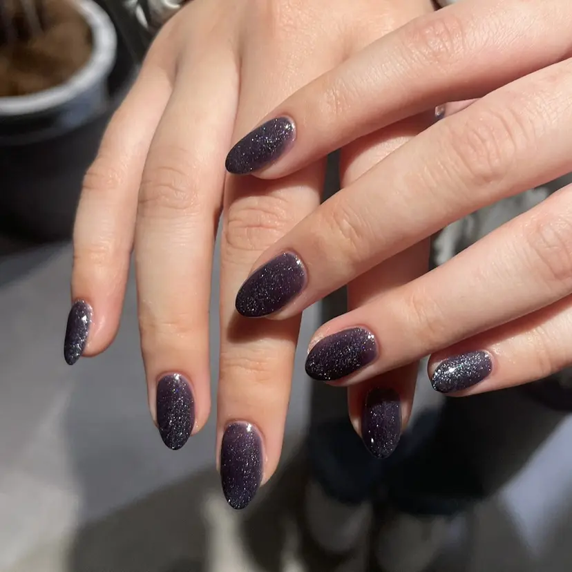 LEGIT nail AKARIの掲載