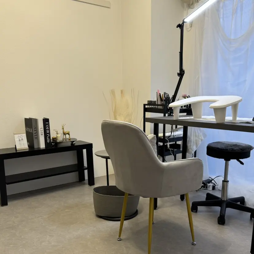 完全個室ネイル サロンLuana +の掲載