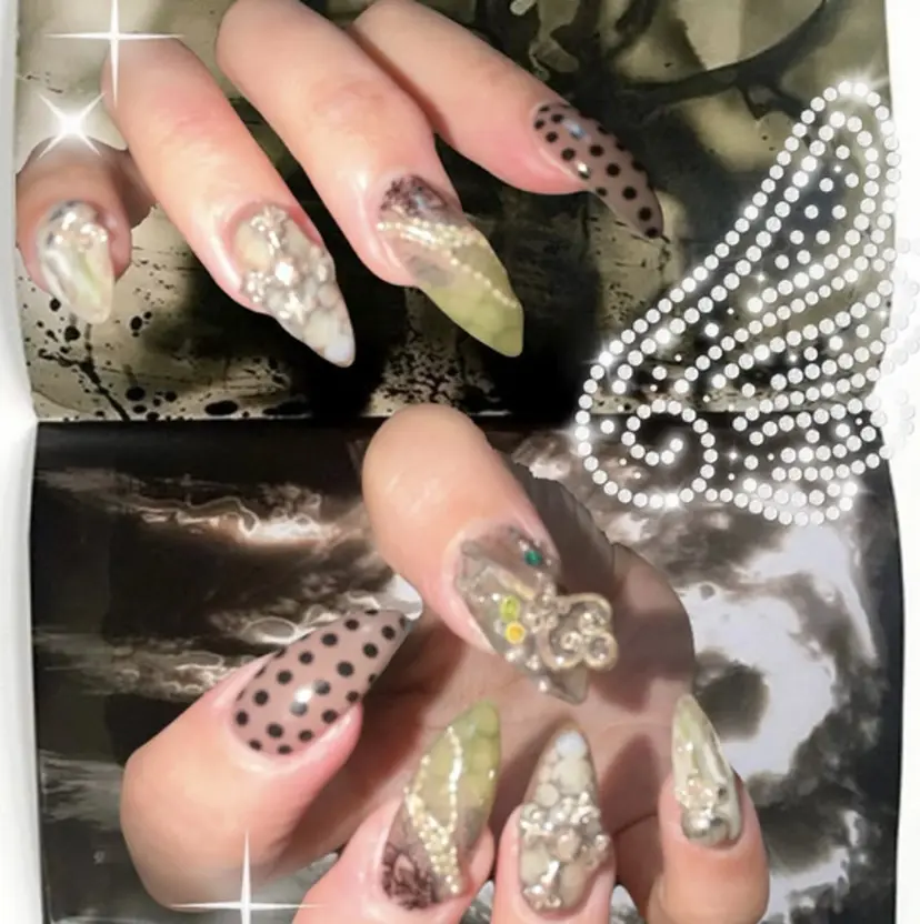 kana/モード ・グランジ໒꒱の掲載