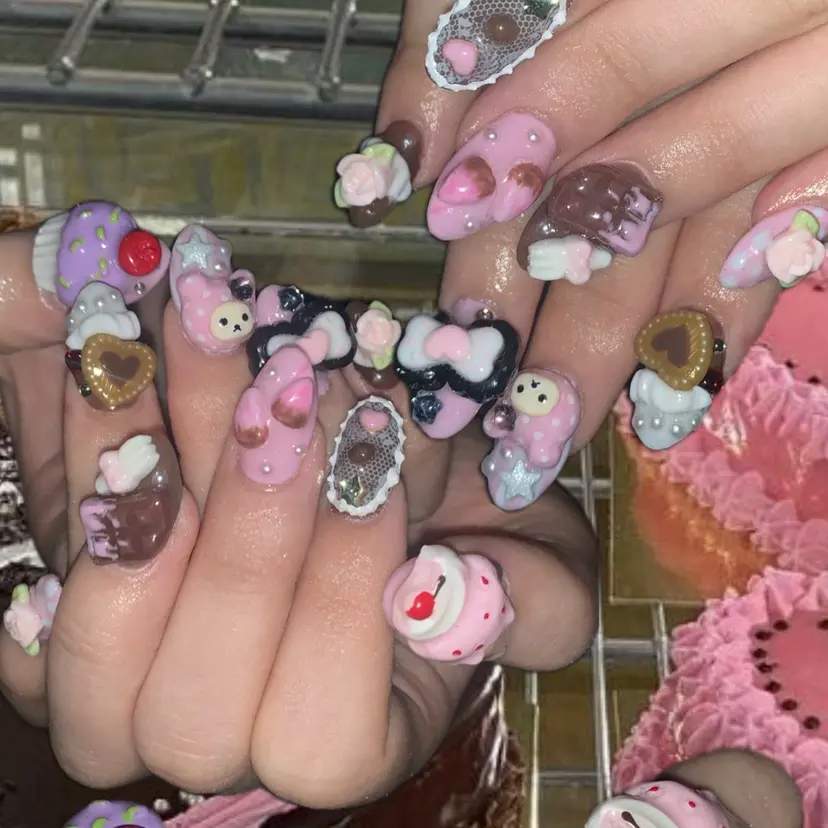 Reina_ohmy nailnailの掲載