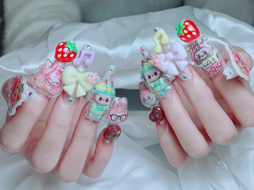 Rin Nail Shinokuboの掲載