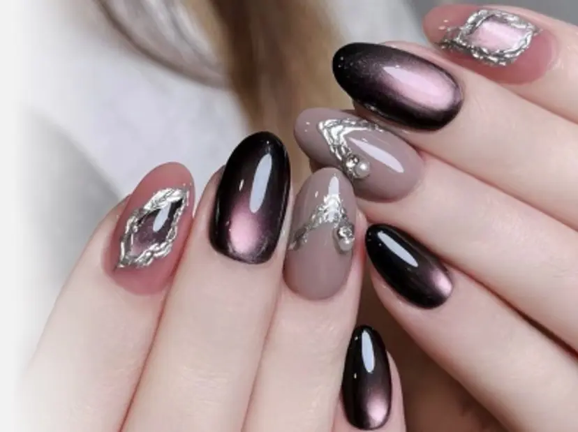 奈々子 高円寺Nail💕の掲載