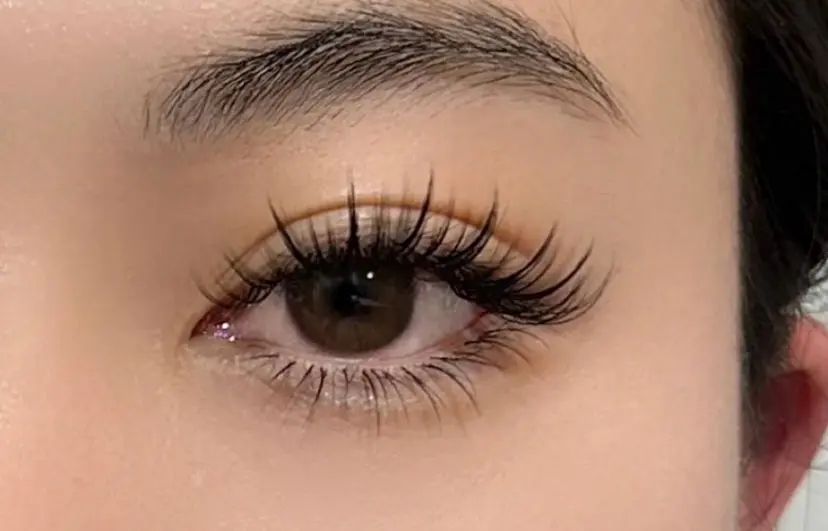 ラブリーアイラッシュ リエの掲載