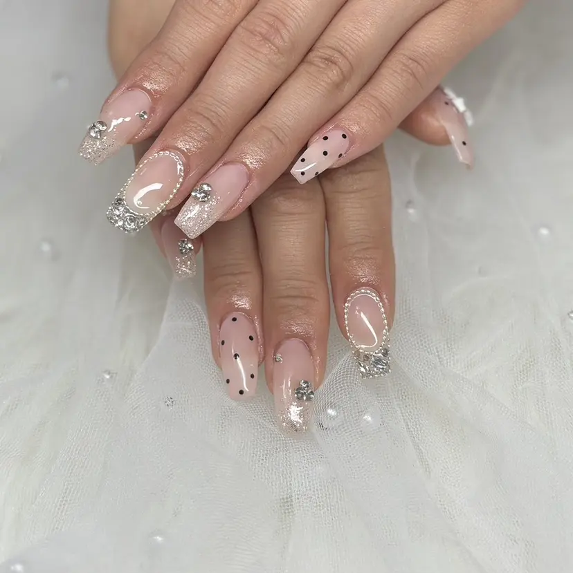 ANELA サクラの掲載