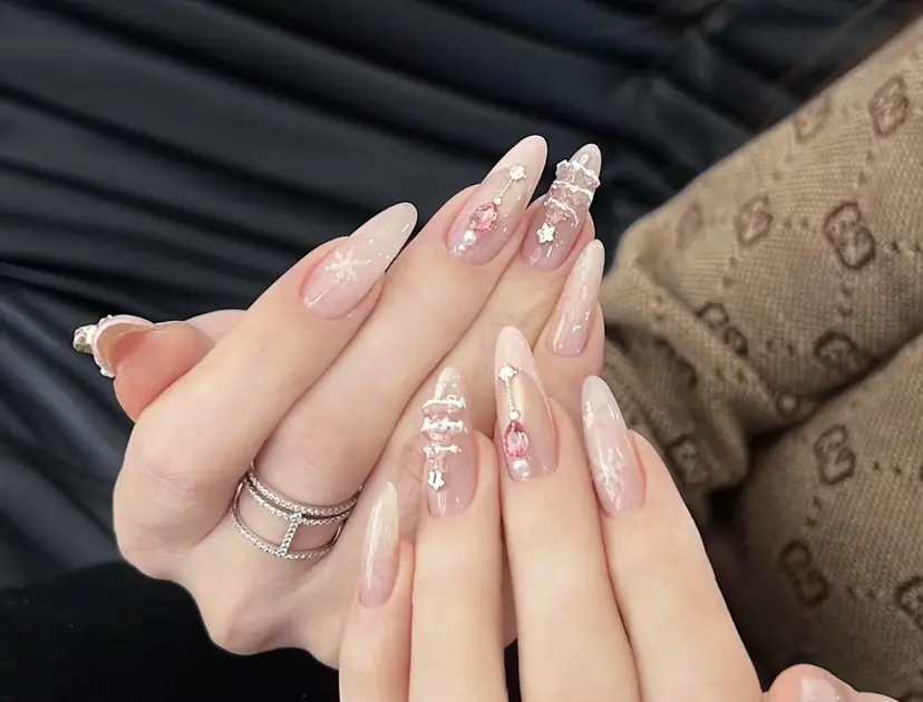 伊藤 彩音の掲載