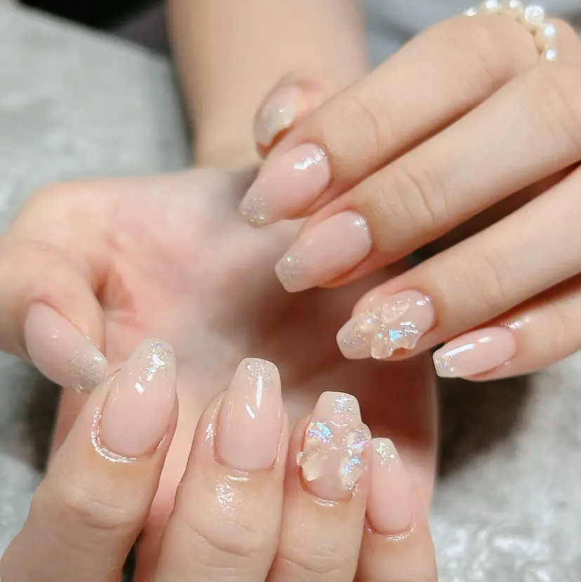 Nanala. LUNAの掲載