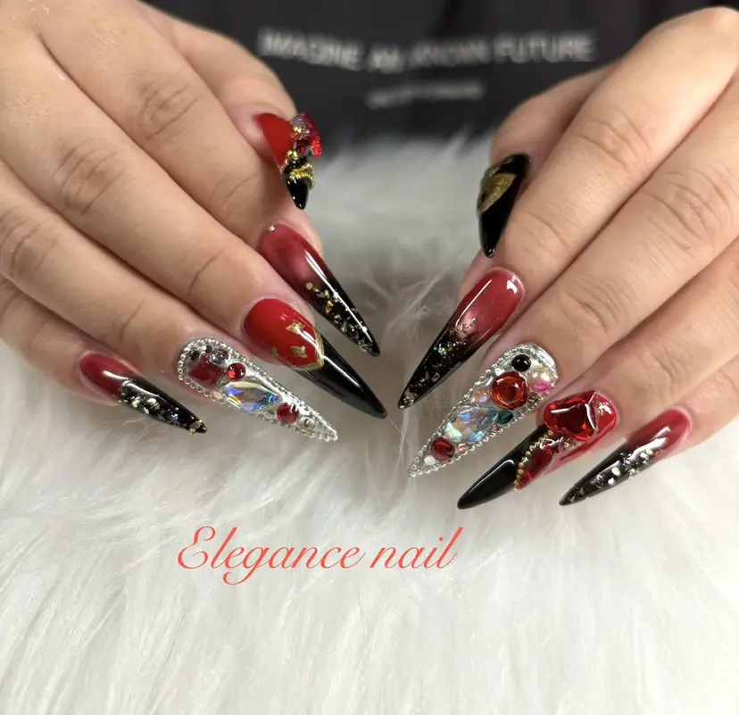 Elegance Nail本厚木店舗の掲載