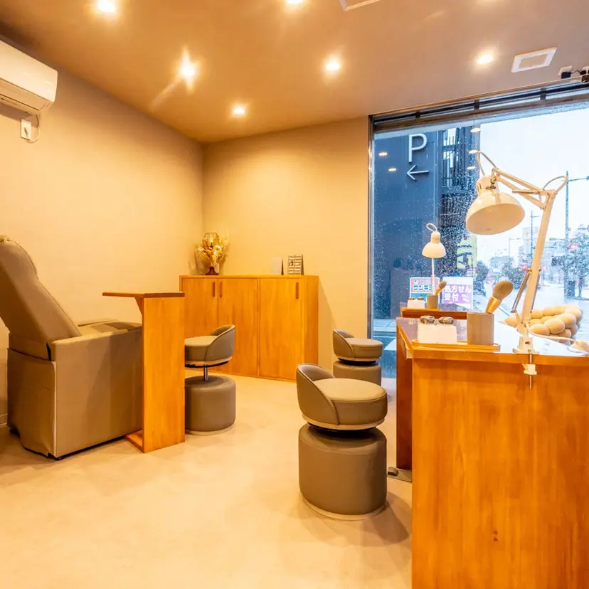 #She 和歌山駅前店の掲載