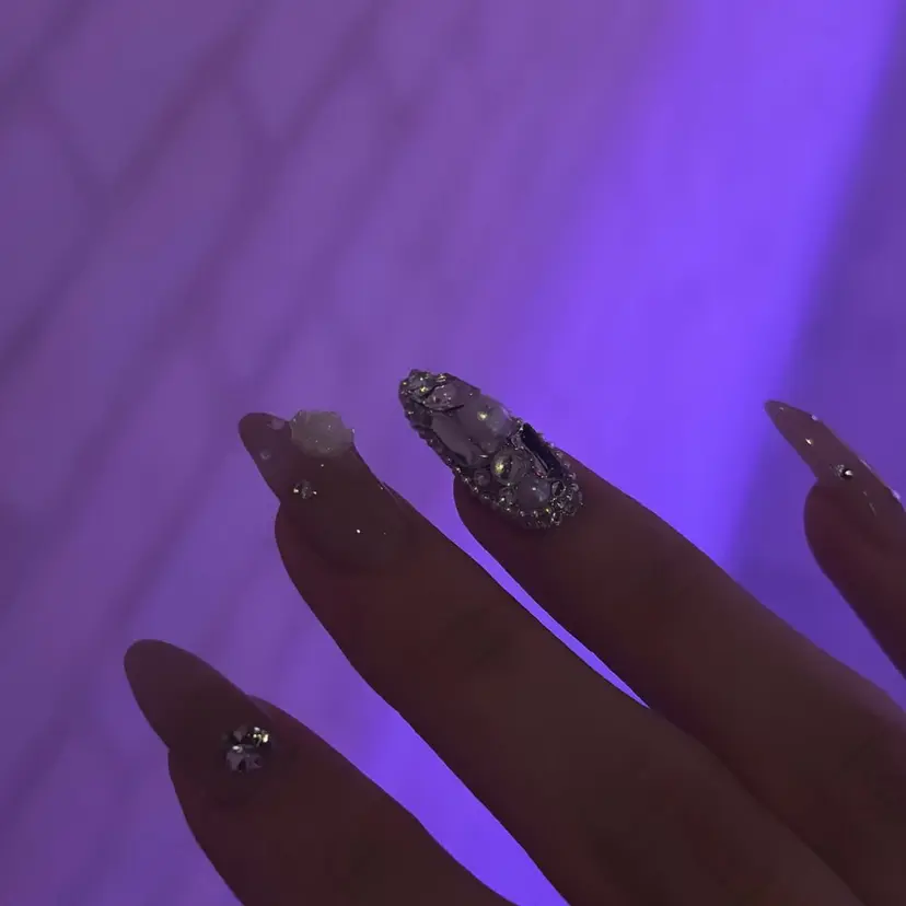 MiMi / ICONIQ天神店の掲載