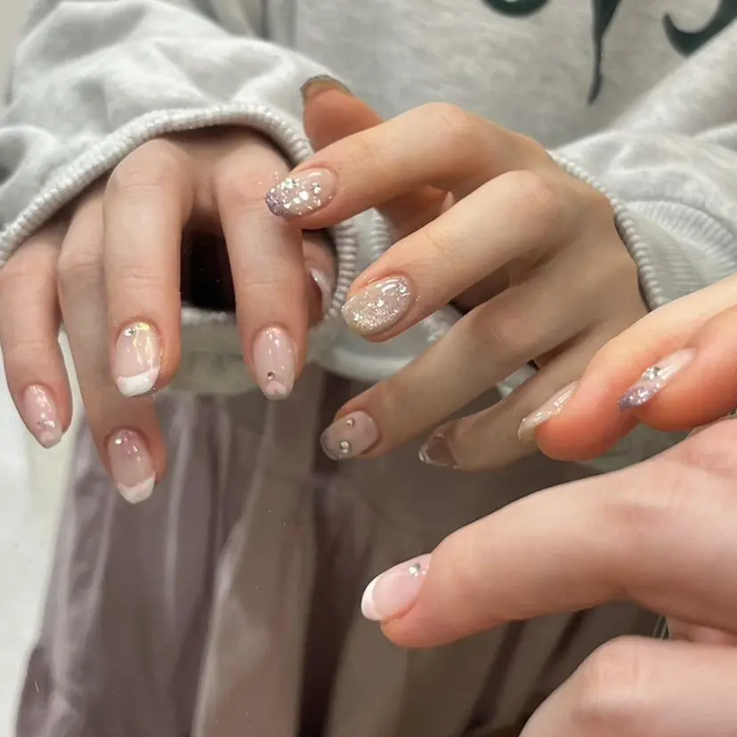 杏花梨 ROCCOnailの掲載