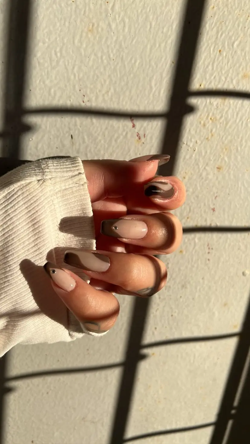 ネイルサロン CALINの掲載