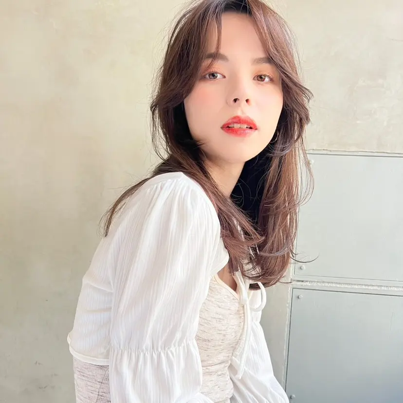 透明感/オリーブ/ グレージュ/YUKAの掲載