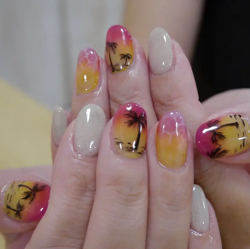 nail salon BrooChillの掲載