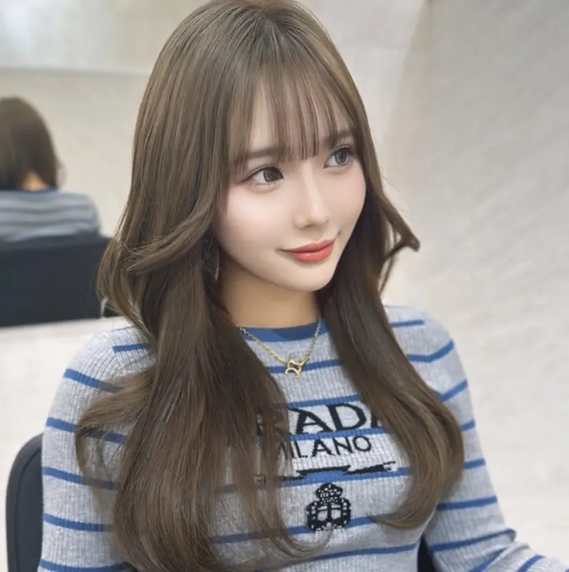 つばさ🦚/韓国× レイヤーカット🍎の掲載