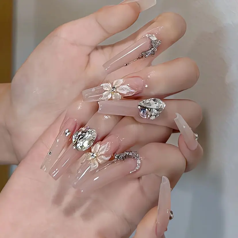 she's nailの掲載