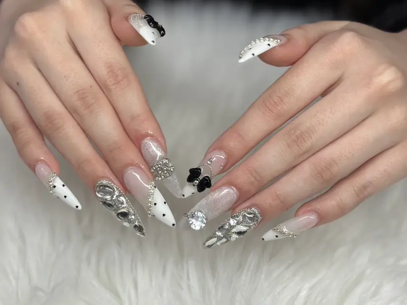 ネイルサロン ANELAの掲載