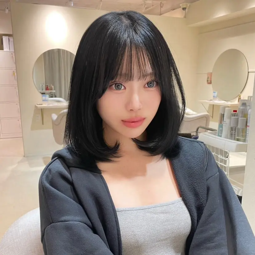 crebia 漢人 美海／レイヤーカットの掲載