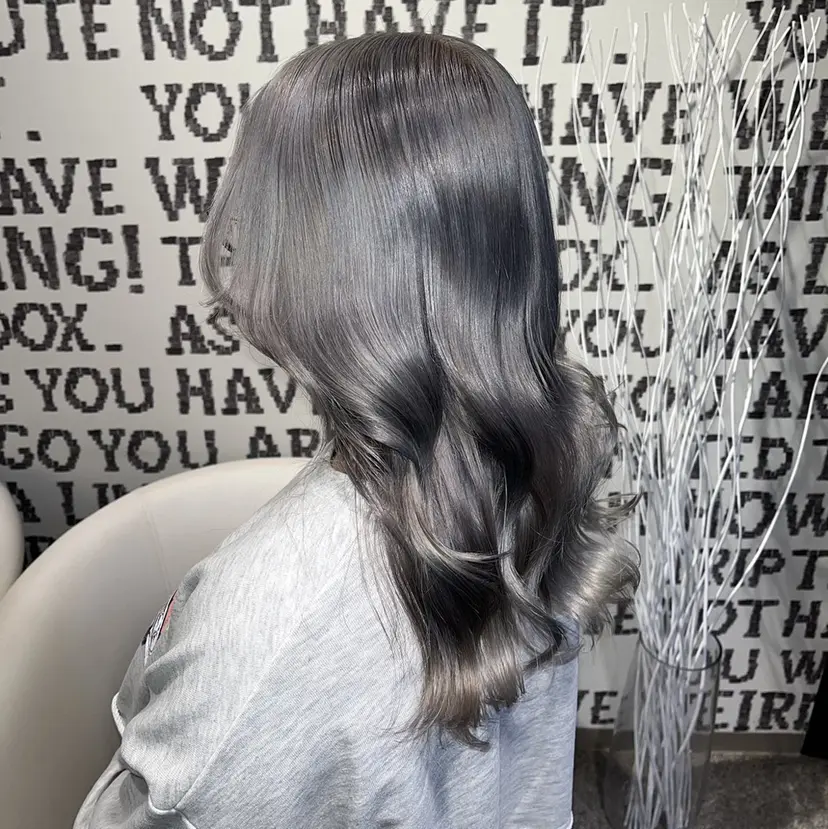 鈴木 芽依の掲載