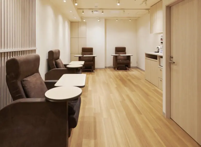 naila ランドマークプラザ店の掲載