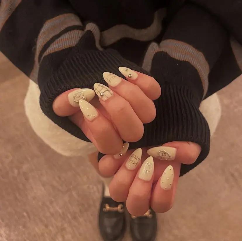 fox. nail__yuiの掲載
