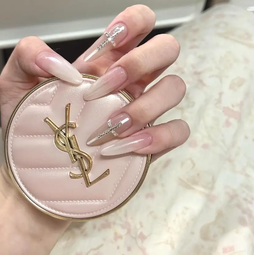 Josie nailの掲載