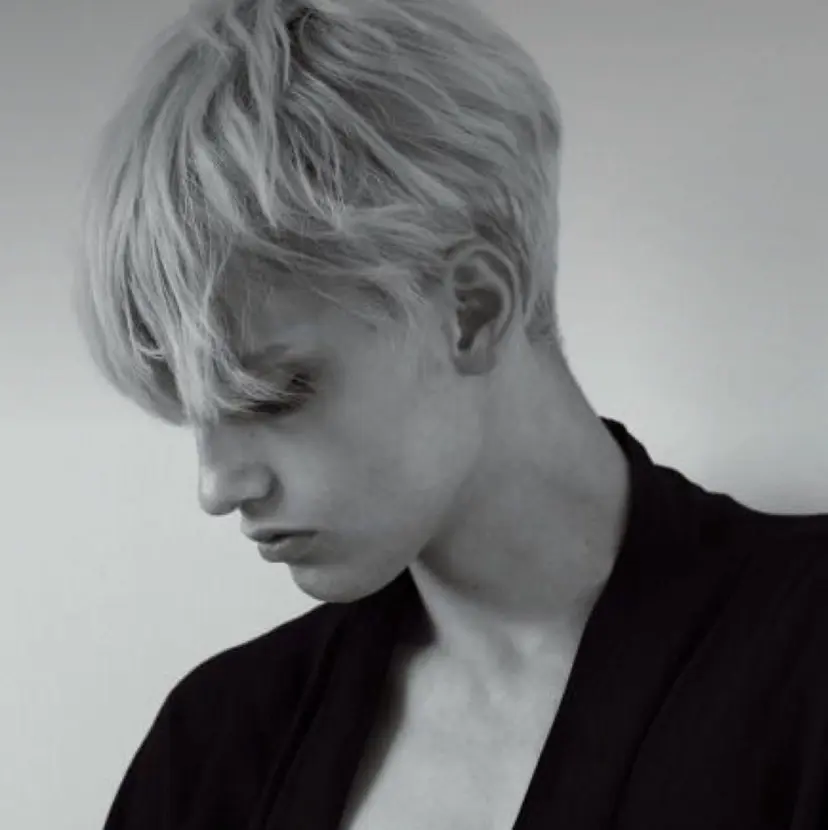 透明感カラーと映画 美容師/yujiの掲載