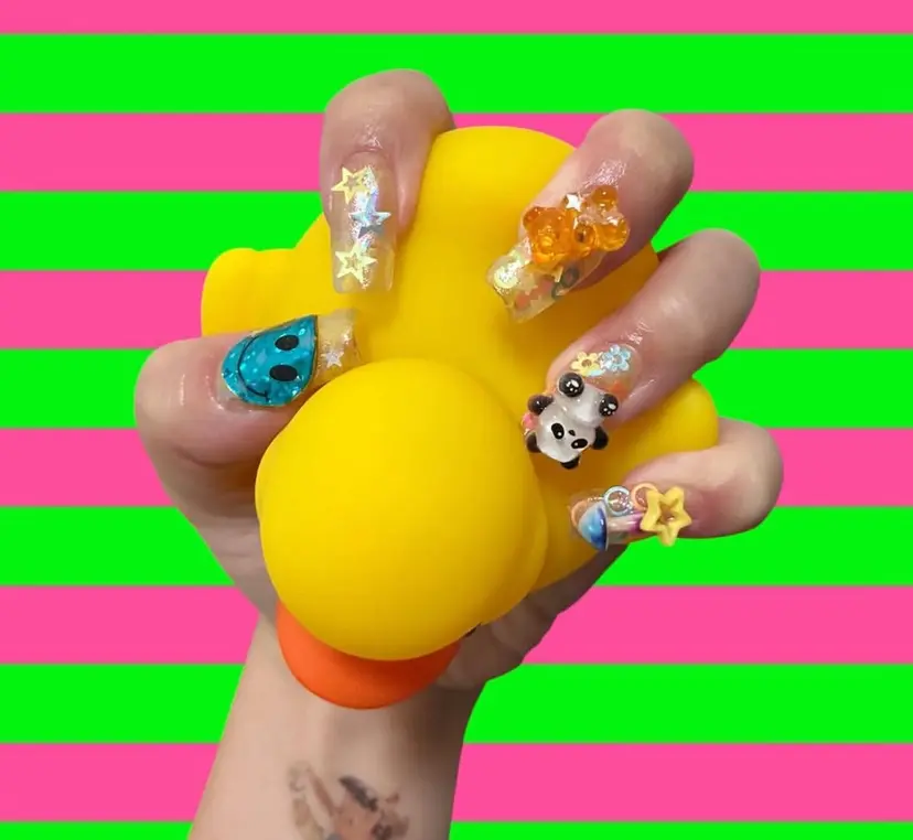 ⭐️Nailash 池袋店URARA⭐️の掲載