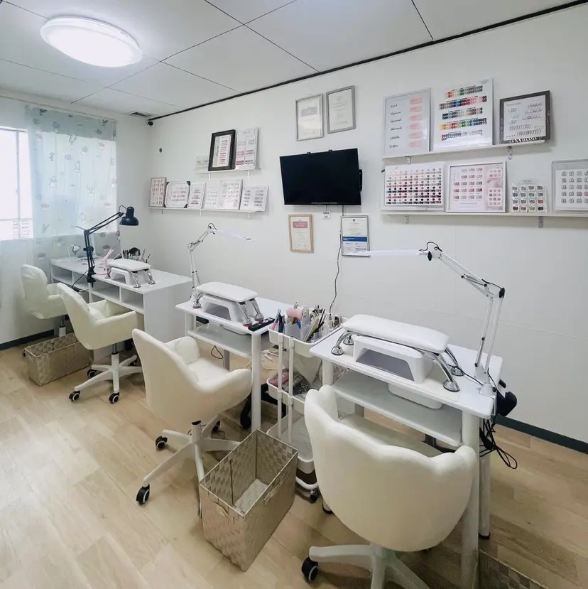 HIN NAILの掲載