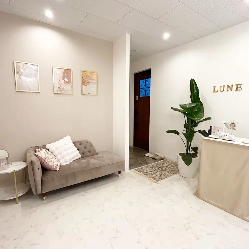 花谷 アンナの掲載