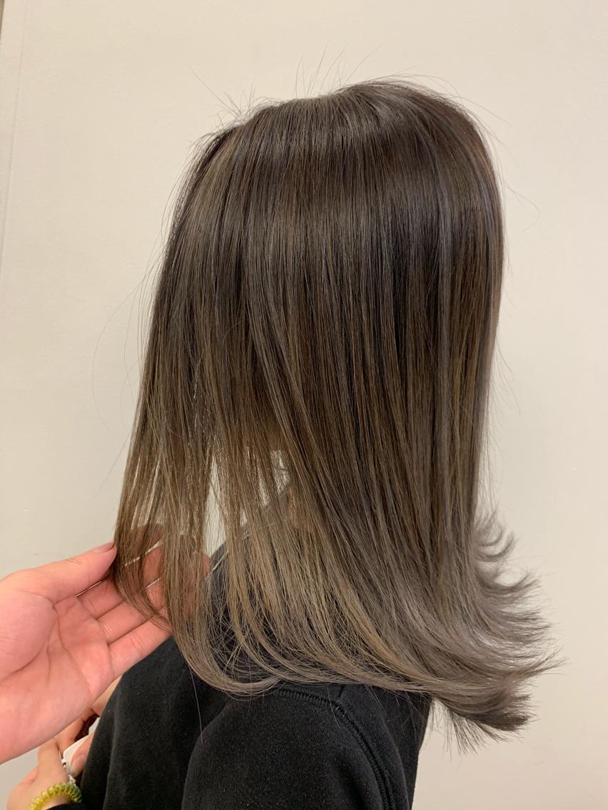 21年春 人気のバレイヤージュのヘアカラー 髪色カタログ 7ページ目 Minimo ミニモ