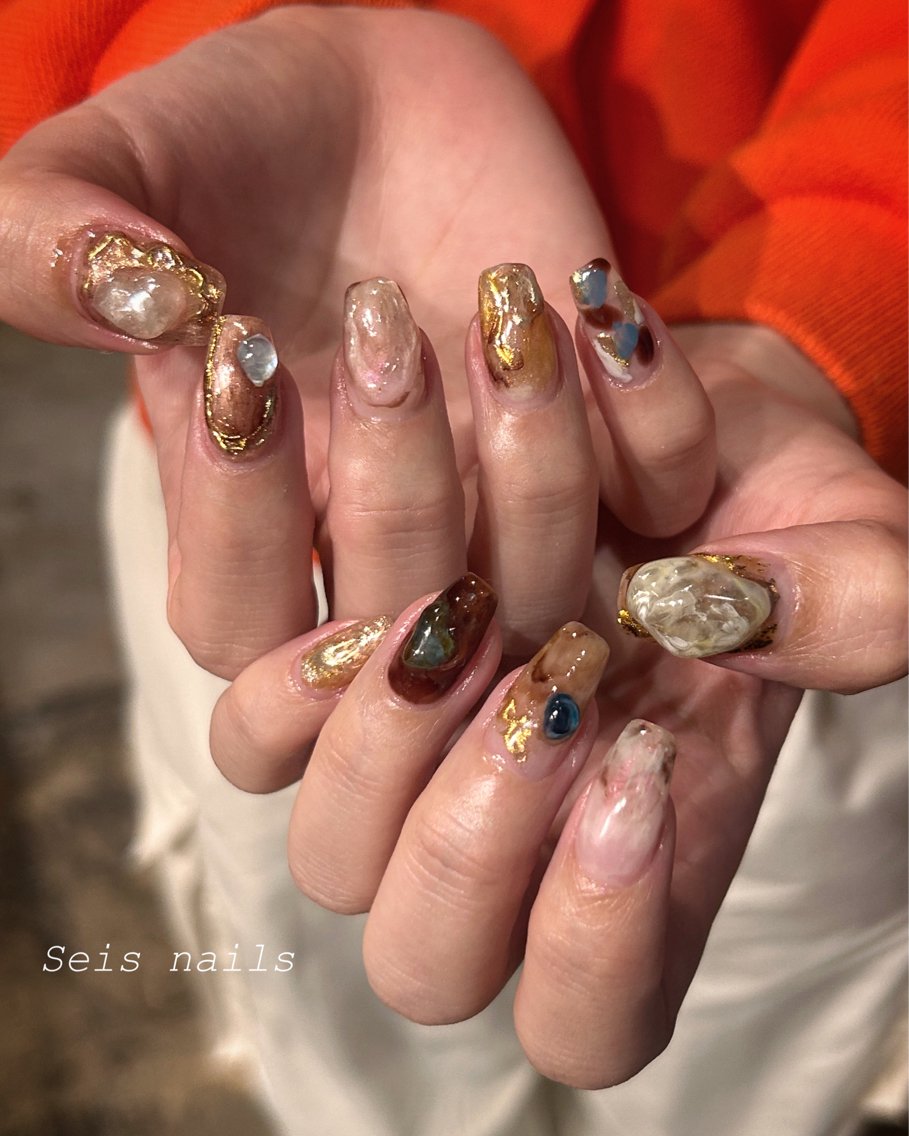 パリコレクション Seis Shiho(Seis所属)のネイルデザイン(20250511094339)｜ミニモ ネイルパーツ