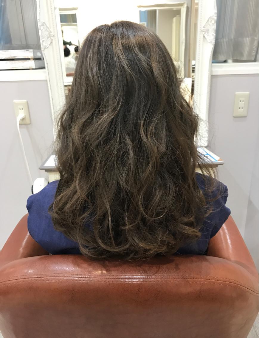 ユニーク 髪色 アッシュ マット 新しい壁紙のファッション