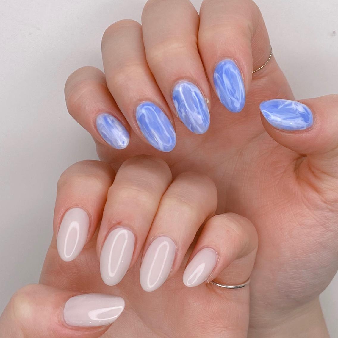 空みたいなマーブル Nail Eye June 栄 松坂屋より徒歩1分 所属