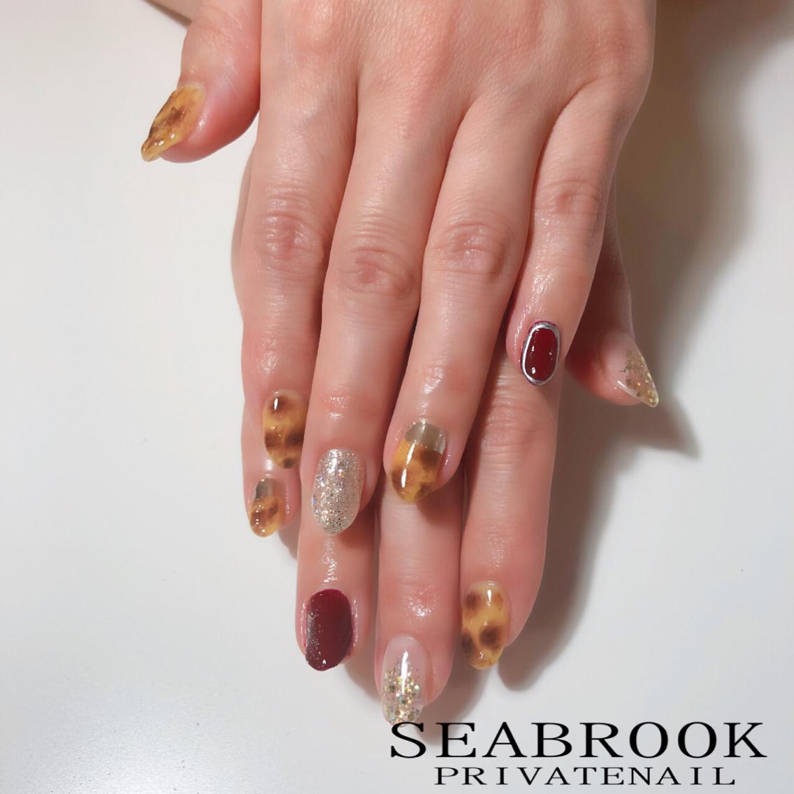 べっ甲ネイル 21年夏人気のべっ甲ネイルのネイルデザイン ネイルアートカタログ 28ページ目 ミニモ