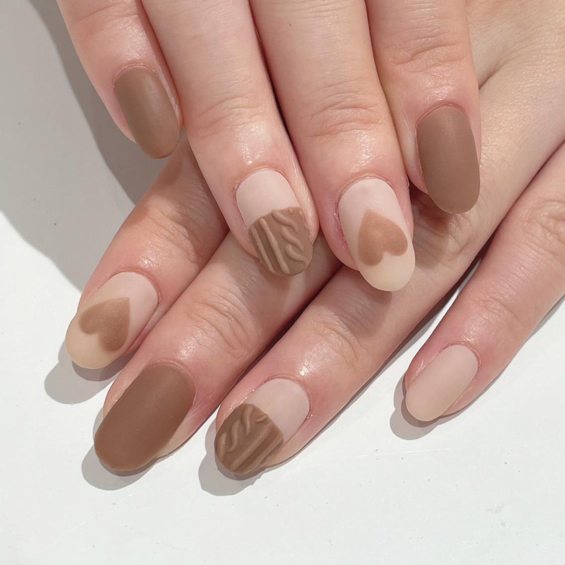 【No.030】ネイルチップ♡赤ネイル♡オフホワイト♡冬ネイル♡ニットネイル No.030】ネイルチップ♡赤ネイル♡オフホワイト♡冬ネイル