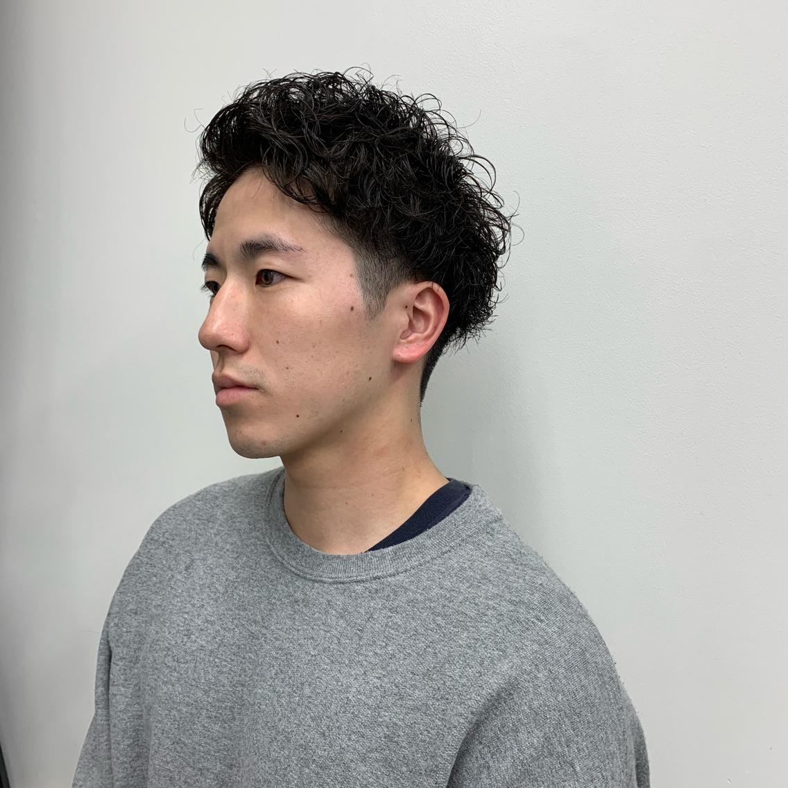 しっかりがっつりパーマ スタイリングは朝髪を濡らしてウエット系の