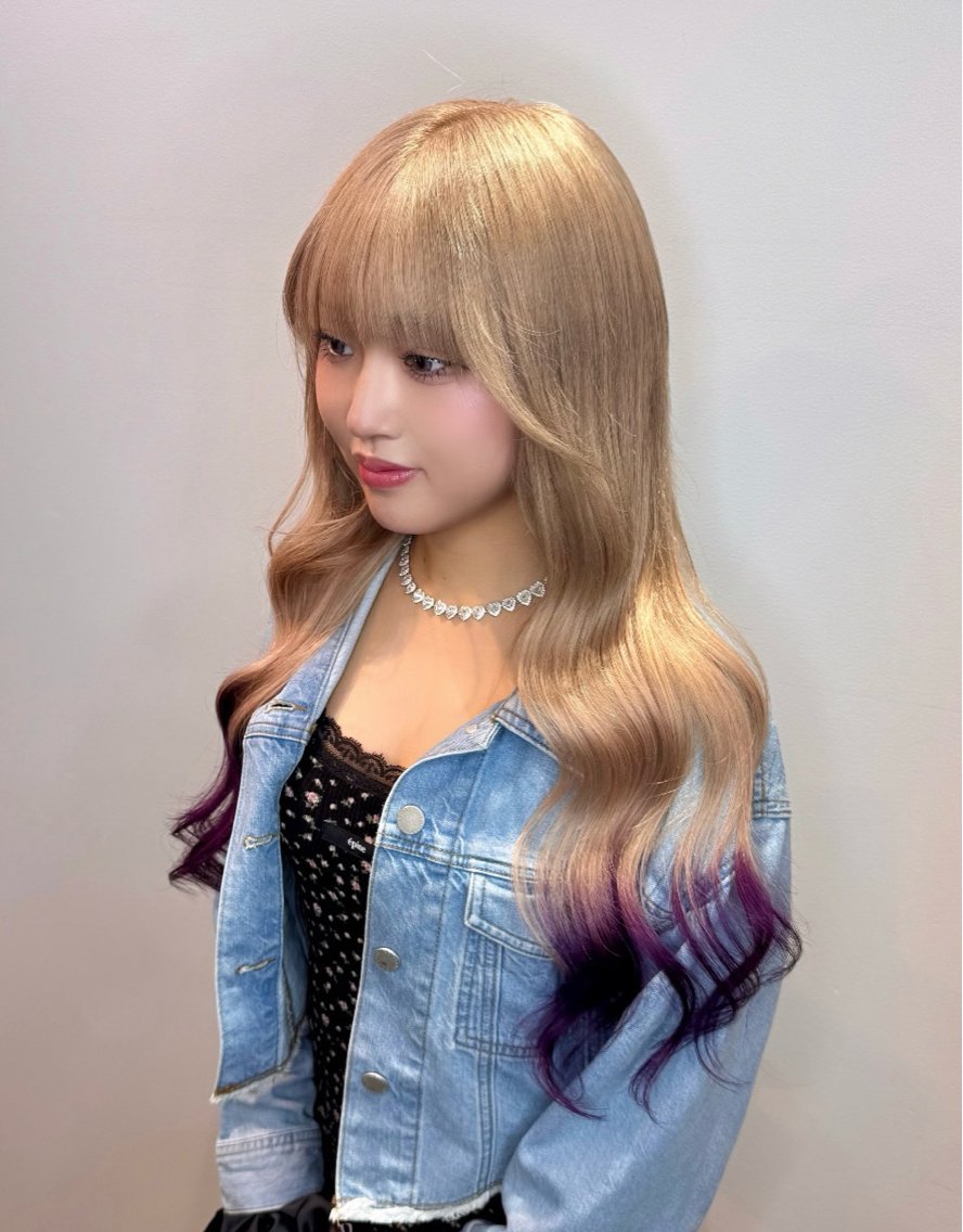 エクステ/ダブル カラー/LISA(Hair Extend f所属)のヘアスタイル・髪型