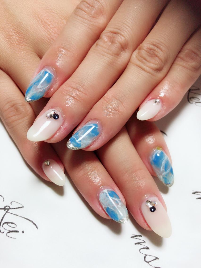 ネイル丸フレンチネイル カラグラ Olネイルnailsalon ツヤ感