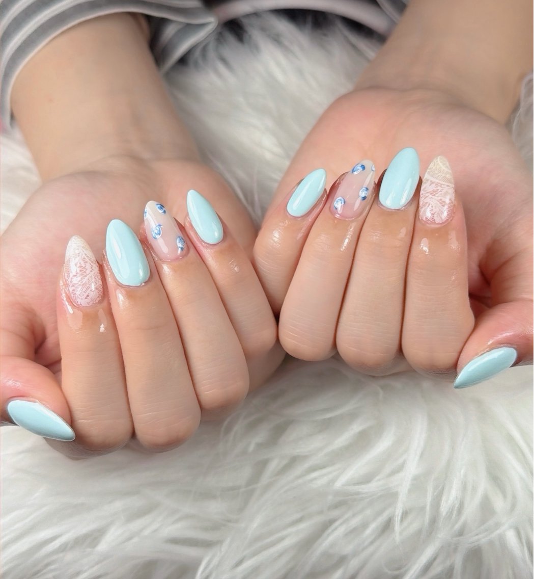 ネイルデザイン・アートカタログ「** *HIKARI HANA NAIL