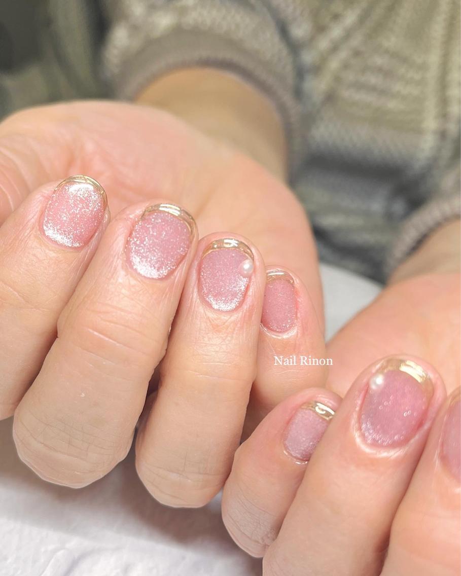 マグネットネイルの先端ゴールドライン｜Nail Rinonのネイル
