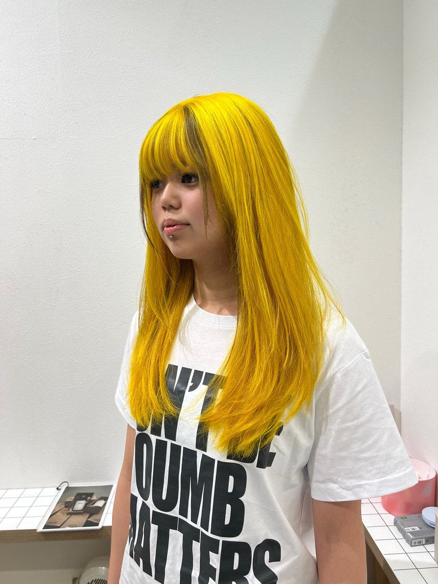 さと様飲んでた専用ヘアページ ヘアスタイル・髪型カタログ「夏に大人気のハイトーンデザインカラー